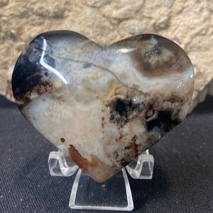 #7... rare, black flower agate heart from Madagascar